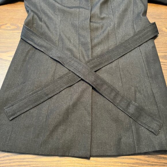 Tahari belted jacket blazer - Picture 13 of 14